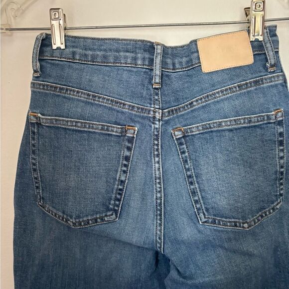 Everlane the Cheeky bootcut Jean size 26 crop 98% cotton - Picture 8 of 10